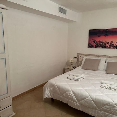 Lightblue-Celeste Central Apartment In Porto Rotondo Dış mekan fotoğraf