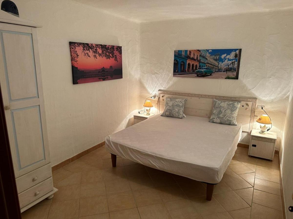 Lightblue-Celeste Central Apartment In Porto Rotondo Dış mekan fotoğraf