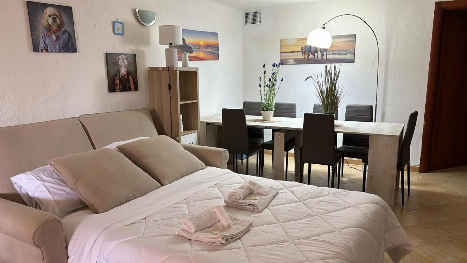 Lightblue-Celeste Central Apartment In Porto Rotondo Dış mekan fotoğraf